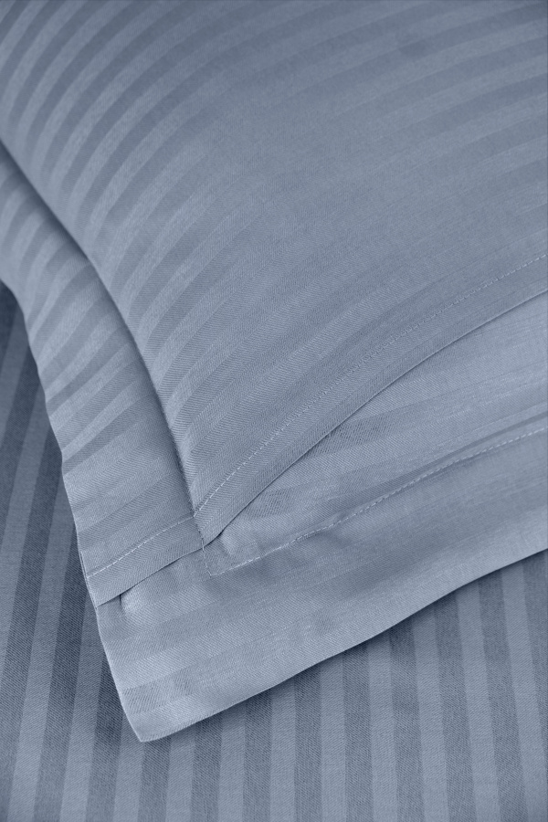 Постельное белье "Карвен" Stripe Satin семейное N 164-SS 014 indigo/индиго