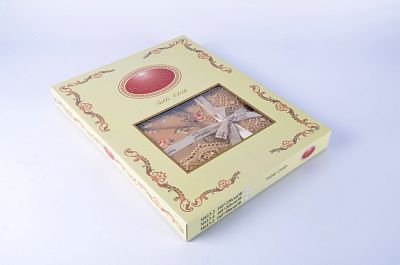 Скатерть "Карвен" цветная с гипюром 160*260 М 613-4 (Акция)