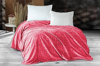 Плед EVLEN Super Soft "СЕРДЦЕ" 180*240 в коробке п/э Р 945 розовый (Акция)