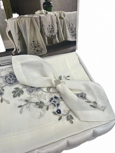 Скатерть Cундук Azur Krem/Larcivert 180*280 с салфетками (12 шт) 30*30 26 пр