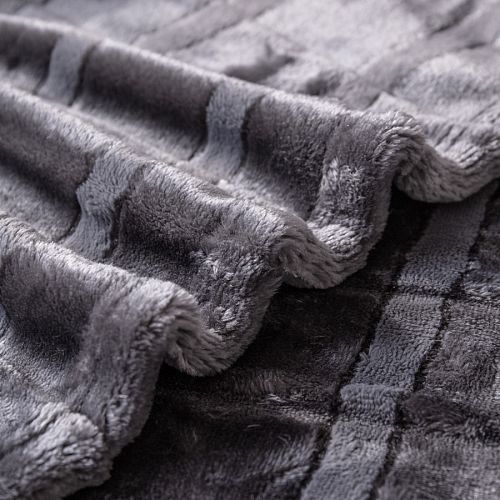 Плед Karven фланель 1,5 спальн. PL 015 CUTTING v7/Dark Grey